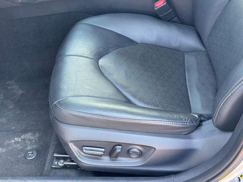 Used 2024 Toyota Camry XSE FWD image 17