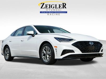 Certified 2023 Hyundai Sonata SEL w/ Preferred Accessory Package