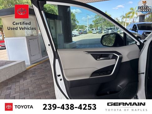 Used 2024 Toyota RAV4 XLE w/ Convenience Package image 18