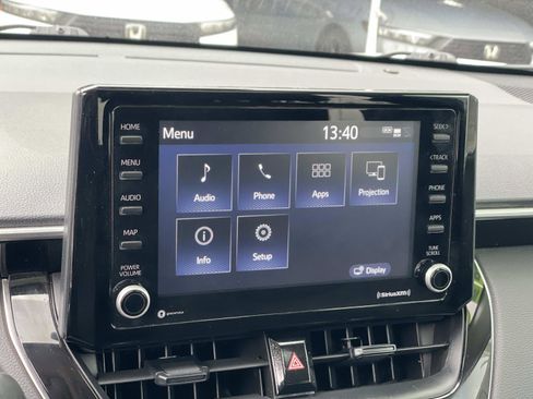 Used 2022 Toyota Corolla Cross LE image 8