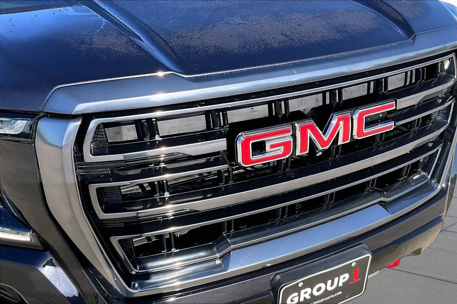 Used 2023 GMC Yukon AT4 w/ AT4 Premium Plus Package AWD/4WD image 29