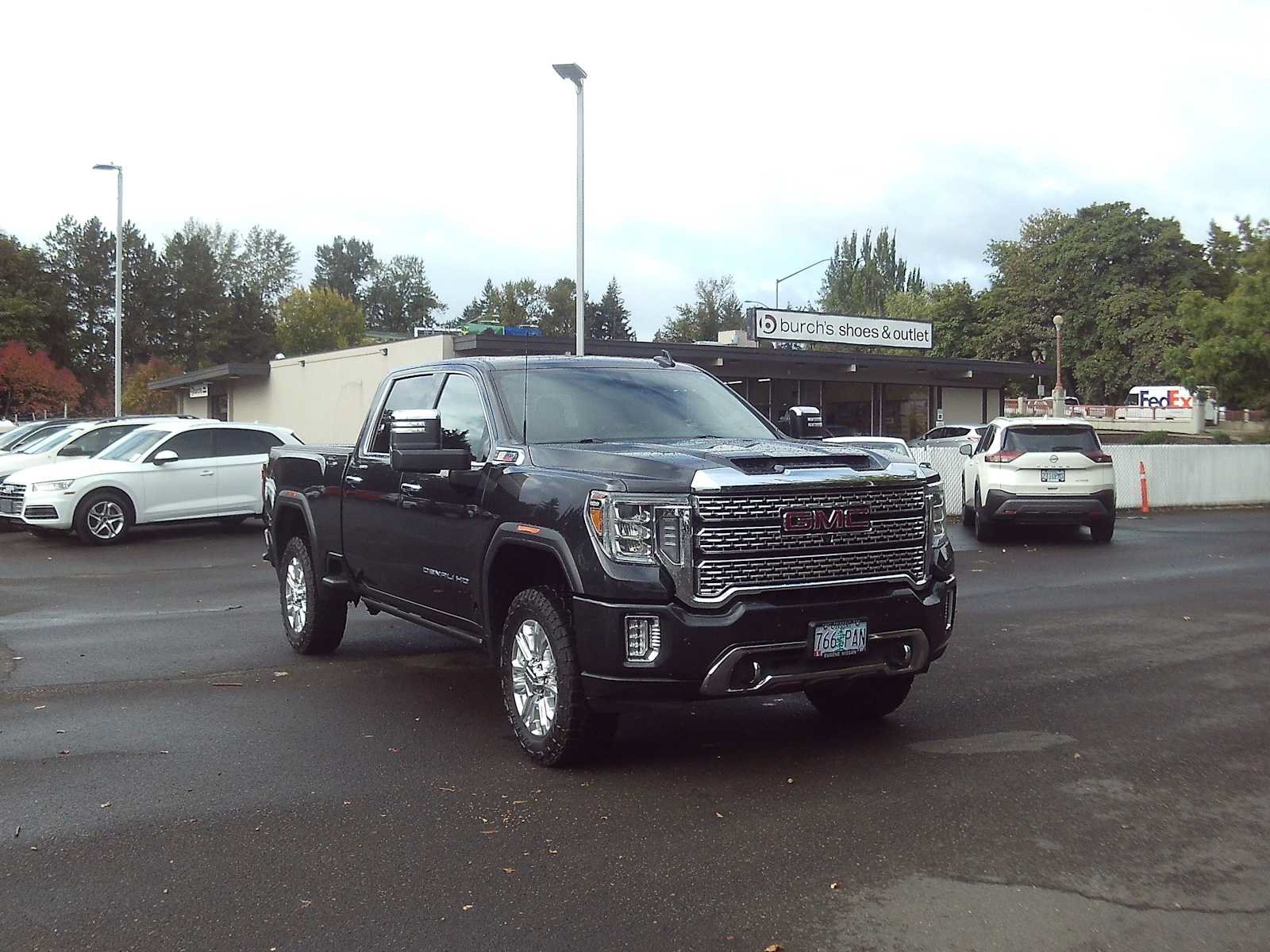 Used 2020 GMC Sierra 3500 Denali w/ Denali Ultimate Package AWD/4WD image 7
