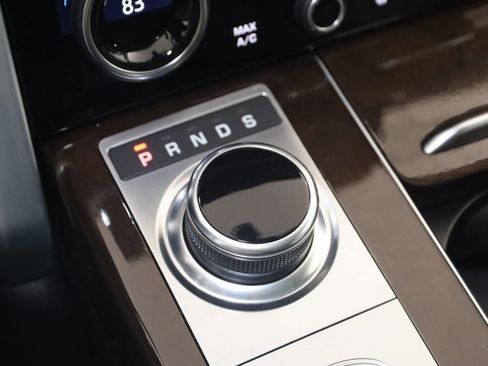 Used 2022 Land Rover Range Rover Westminster Edition image 7