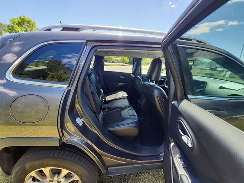Certified 2020 Jeep Cherokee Latitude Plus w/ Cold Weather Group AWD/4WD image 29