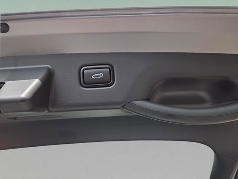 New 2026 Kia Niro Wave FWD image 9