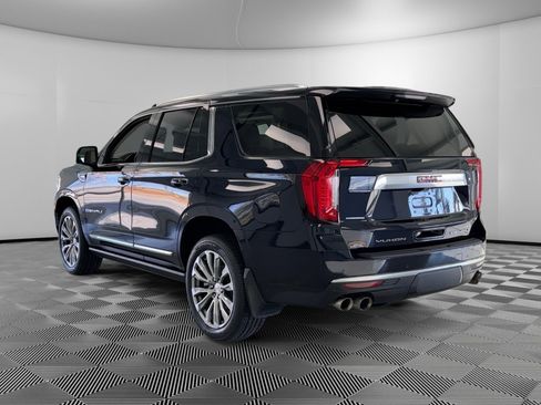 Used 2021 GMC Yukon Denali w/ Denali Premium Package image 6
