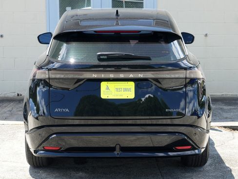 Used 2023 Nissan Ariya FWD image 44
