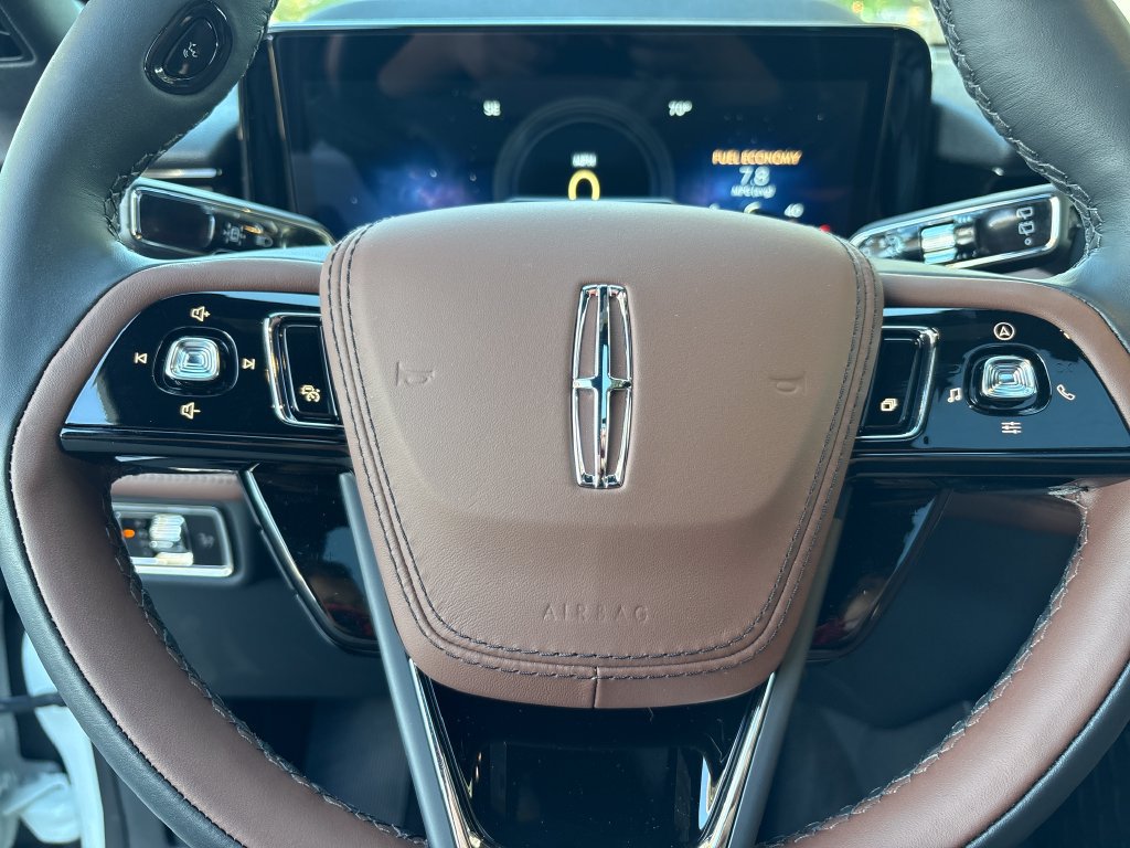 New 2027 Lincoln Aviator Reserve AWD/4WD image 21