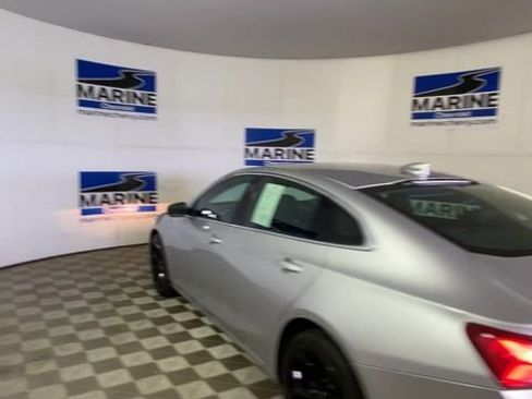 Used 2021 Chevrolet Malibu LT image 8