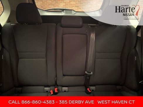 Certified 2024 Nissan Rogue S image 30