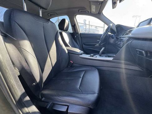 Used 2016 BMW 320i Sedan image 21