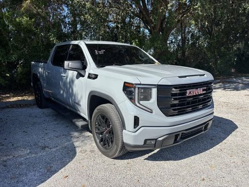 Used 2024 GMC Sierra 1500 Elevation image 2