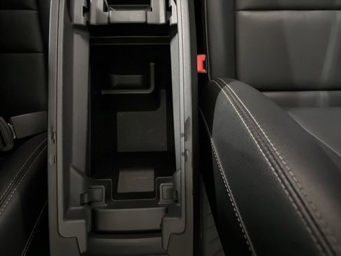 Used 2022 Nissan Rogue SL w/ SL Premium Package image 22