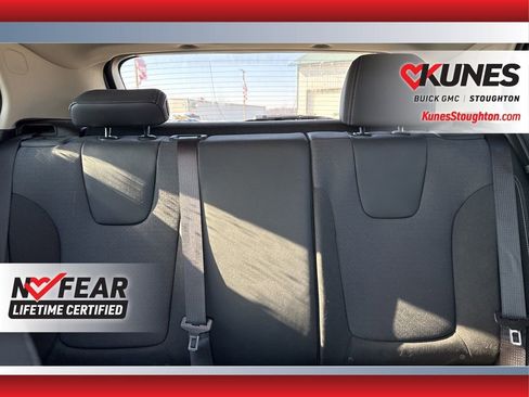 Used 2023 Buick Encore GX Preferred w/ Cold Weather Comfort Package image 35