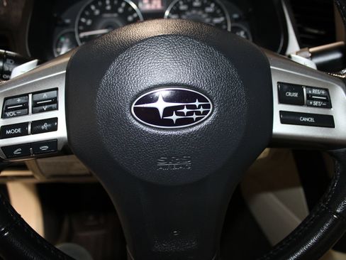 Used 2012 Subaru Legacy 2.5i Premium AWD/4WD image 16