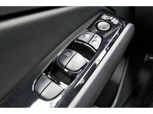 New 2025 Nissan Altima 2.5 SR w/ SR Premium Package image 15