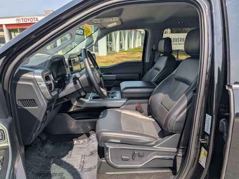 Used 2022 Ford F150 Lariat AWD/4WD image 16