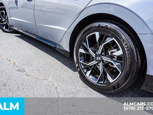 Used 2025 Hyundai Sonata SEL FWD image 15