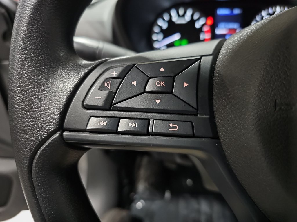 Used 2025 Nissan Sentra S FWD image 11