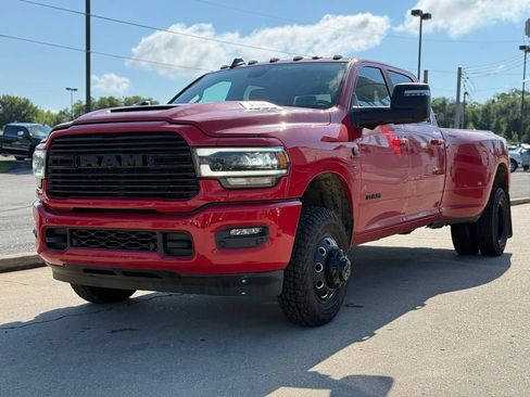Used 2024 RAM 3500 Laramie w/ Night Edition AWD/4WD image 2