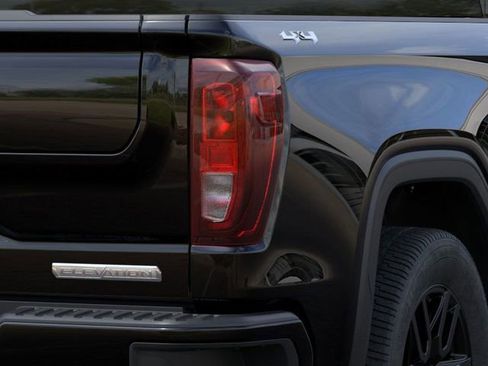 Used 2026 GMC Sierra 1500 Elevation AWD/4WD image 11