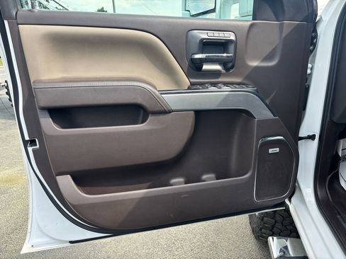 Used 2019 Chevrolet Silverado 2500 LTZ w/ Duramax Plus Package image 16