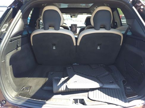 Used 2025 Volvo EX90 Ultra AWD/4WD image 7