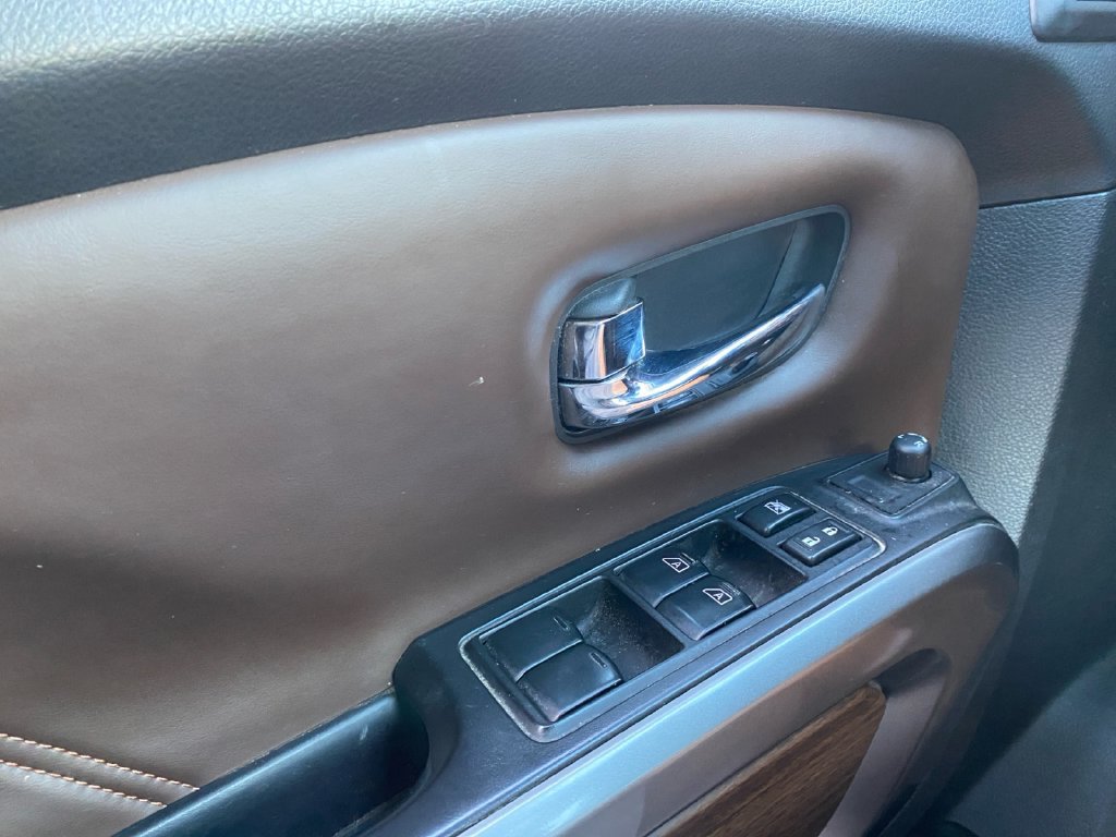 Used 2017 Nissan Titan Platinum Reserve AWD/4WD image 10