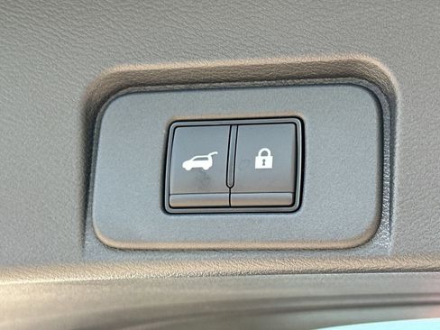 New 2026 Nissan Rogue Platinum AWD/4WD image 16