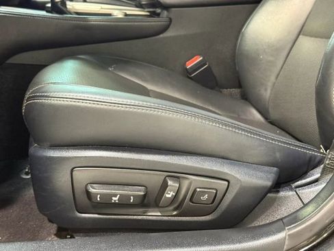 Used 2016 Lexus GS 200t RWD image 29