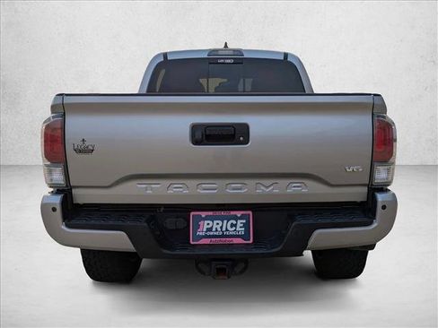 Used 2020 Toyota Tacoma TRD Sport w/ TRD Premium Sport Package image 7