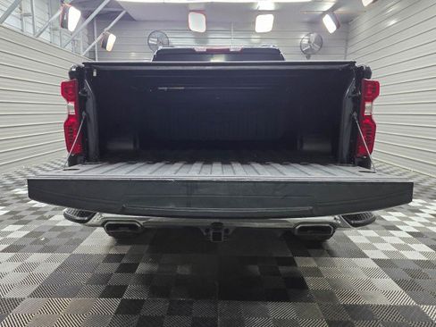 Used 2021 Chevrolet Silverado 1500 LT w/ Z71 Off-Road Package AWD/4WD image 11
