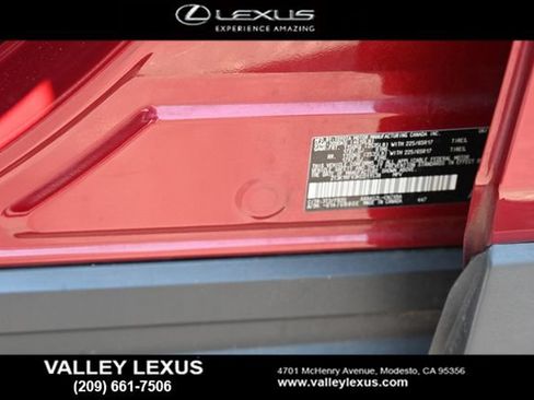 Used 2019 Toyota RAV4 LE w/ Carpet Mat Package FWD image 10