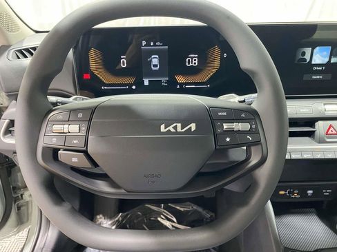 New 2026 Kia K4 LXS image 20