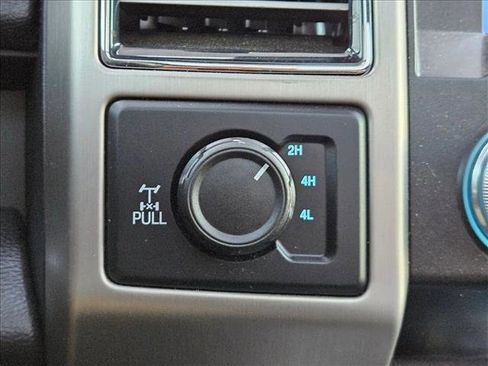 Used 2020 Ford F250 Platinum w/ FX4 Off-Road Package AWD/4WD image 23