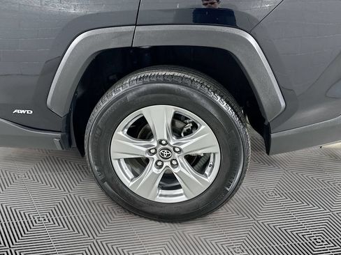 Used 2024 Toyota RAV4 LE AWD/4WD image 26