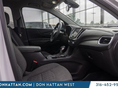 Used 2024 Chevrolet Equinox LT w/ LPO, Floor Liner Package FWD image 22
