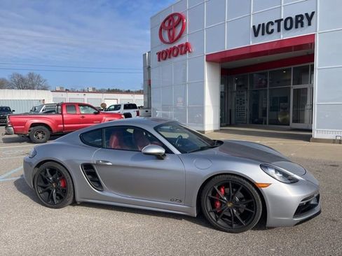 Used 2018 Porsche 718 Cayman GTS image 1