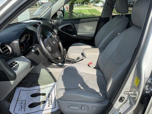 Used 2010 Toyota RAV4 Limited AWD/4WD image 9
