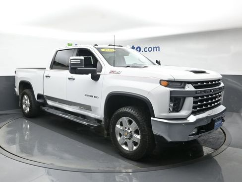 Used 2022 Chevrolet Silverado 2500 LTZ w/ LTZ Plus Package image 2