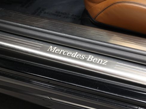 Used 2014 Mercedes-Benz SL 550 image 13