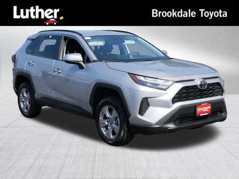 Certified 2025 Toyota RAV4 XLE AWD/4WD image 1