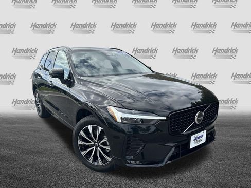 Certified 2025 Volvo XC60 B5 Plus image 39