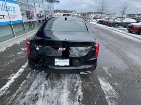 Used 2025 Cadillac CT4 Luxury image 7