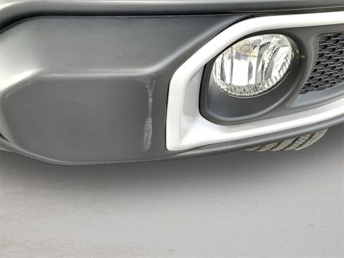 Used 2021 Jeep Gladiator Sport image 48