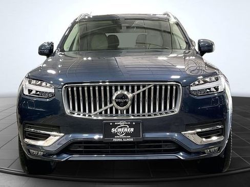 Certified 2023 Volvo XC90 B6 Ultimate w/ Lounge Package AWD/4WD image 4