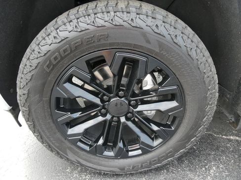 Certified 2025 Chevrolet Silverado 1500 RST w/ RST All Star Premium Package AWD/4WD image 11
