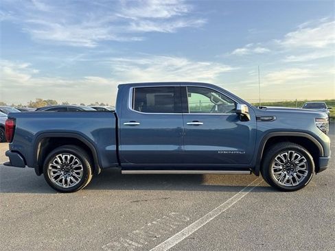 New 2026 GMC Sierra 1500 Denali Ultimate image 3