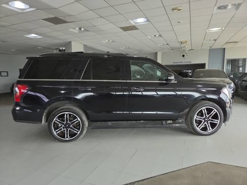 Used 2019 Ford Expedition Limited w/ Equipment Group 303A AWD/4WD image 8
