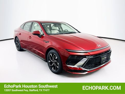 Used 2025 Hyundai Sonata SEL FWD image 1